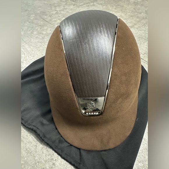 Samshield Alcantara Equestrian Riding Helmet, Custom, Brown, Size 7 1/8, GUC - Picture 3 of 10